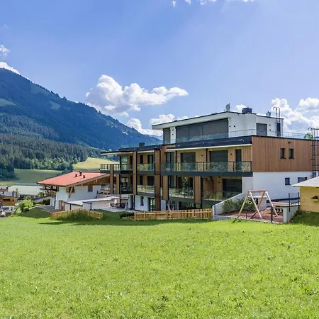 Am Sonnberg * Brixen im Thale